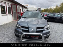 Grau Gebraucht 2004 Mitsubishi Outlander SUV | 1.999 € (Guter Preis)