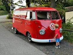 Rot Gebraucht 1961 VW T1 Van | 75.000 €