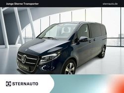 Stahlblau Gebraucht 2024 Mercedes V220 Style Van / Kleinbus | 55.550 € (Etwas zu teuer)