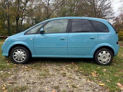 Blau Gebraucht 2006 Opel Meriva Van / Kleinbus | 2.265 € (Etwas zu teuer)