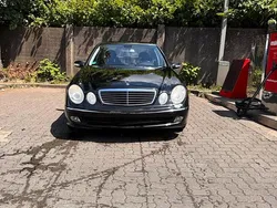 Schwarz Gebraucht 2004 Mercedes E220 Limousine | 2.500 € (Guter Preis)