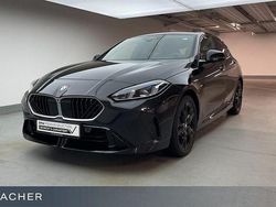 Saphirschwarz Gebraucht 2024 BMW 120 Shadowline Kleinwagen | 32.444 € (Guter Preis)