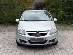 Silber Gebraucht 2010 Opel Corsa Edition Limousine | 2.100 € (Guter Preis)