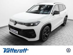 Pure white Neu 2025 VW Tayron R-line SUV | 63.350 € (Teuer)