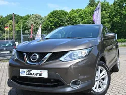 Braun Gebraucht 2015 Nissan Qashqai Acenta SUV | 12.490 € (Fairer Preis)