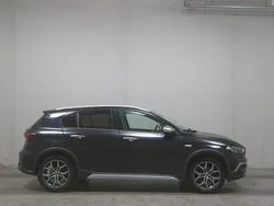 Schwarz Gebraucht 2021 Fiat Tipo Cross Limousine | 10.980 € (Guter Preis)