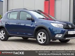 Blau cosmos Gebraucht 2019 Dacia Sandero Stepway Kleinwagen | 10.990 € (Fairer Preis)