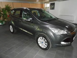 Grau Gebraucht 2015 Ford Kuga Titanium SUV | 12.950 € (Etwas zu teuer)