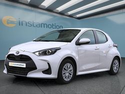 Weiß Gebraucht 2022 Toyota Yaris Hybrid Kleinwagen | 18.999 € (Fairer Preis)