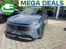 Blau Gebraucht 2024 Peugeot 5008 GT Van / Kleinbus | 54.400 € (Teuer)