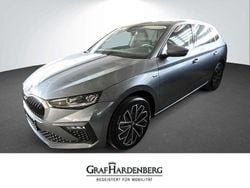 Graphitegrau metallic Neu 2025 Skoda Scala Tour Kleinwagen | 26.790 € (Etwas zu teuer)