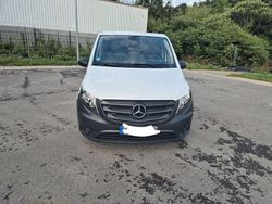 Weiß Gebraucht 2020 Mercedes Vito Van / Kleinbus | 21.300 € (Fairer Preis)