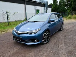 Blau Gebraucht 2016 Toyota Auris Edition-S Kombi | 11.998 € (Fairer Preis)