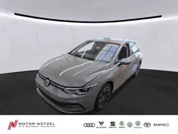 Mondsteingrau Gebraucht 2020 VW Golf VIII Style Limousine | 18.430 € (Guter Preis)