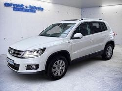 Weiß Gebraucht 2014 VW Tiguan Sportline SUV | 16.880 € (Etwas zu teuer)