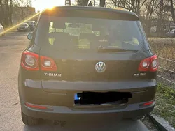 Schwarz Gebraucht 2009 VW Tiguan Trendline SUV | 9.000 € (Fairer Preis)