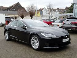 Schwarz Gebraucht 2017 Tesla Model S Kleinwagen | 41.900 €