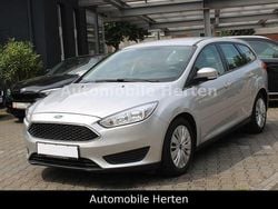 Silber Gebraucht 2015 Ford Focus Trend Kombi | 4.450 € (Guter Preis)