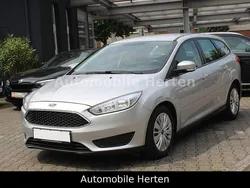 Silber Gebraucht 2015 Ford Focus Trend Kombi | 3.999 € (Superpreis)