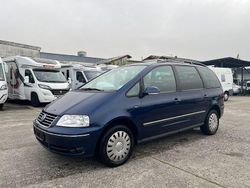 Blau Gebraucht 2005 VW Sharan Comfortline Van / Kleinbus | 5.400 € (Fairer Preis)