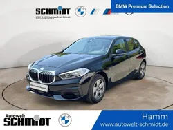 Schwarz uni Gebraucht 2020 BMW 118 Advantage Kleinwagen | 19.690 € (Guter Preis)