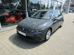Grau Gebraucht 2024 VW Golf VIII Life Limousine | 26.990 € (Teuer)