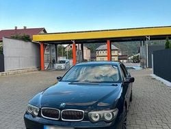 Blau Gebraucht 2005 BMW 735 Limousine | 3.500 €