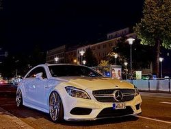 Weiß Gebraucht 2016 Mercedes CLS500 Coupé | 38.900 € (Etwas zu teuer)