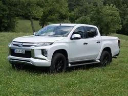 Weiß Gebraucht 2021 Mitsubishi L200 Abholung | 35.000 €