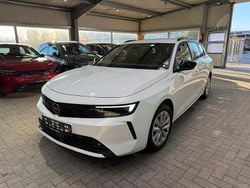 Weiß Gebraucht 2024 Opel Astra Kombi | 16.900 € (Guter Preis)