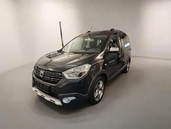 Grau Gebraucht 2021 Dacia Dokker Stepway Van / Kleinbus | 13.990 € (Guter Preis)