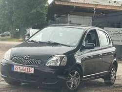 Night time black Gebraucht 2004 Toyota Yaris Sol Kleinwagen | 2.950 € (Etwas zu teuer)
