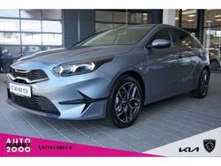 Silber Neu 2025 Kia Ceed Style Kleinwagen | 27.350 € (Etwas zu teuer)