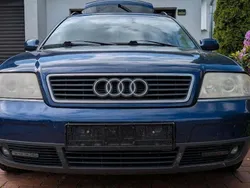Blau Gebraucht 2001 Audi A6 Kombi | 1.199 € (Guter Preis)