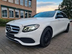 Weiß Gebraucht 2017 Mercedes E220 Avantgarde Kombi | 20.990 € (Superpreis)