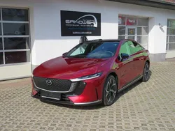 Rot Neu 2025 Mazda 6e Takumi-Line Limousine | 44.500 €