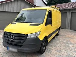 Gelb Gebraucht 2023 Mercedes Sprinter Van | 39.700 €