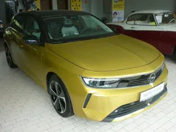 Kultgelb Gebraucht 2023 Opel Astra Elegance Limousine | 26.500 € (Guter Preis)