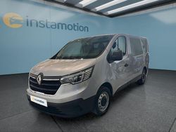 Grau Gebraucht 2023 Renault Trafic Van | 30.799 € (Fairer Preis)