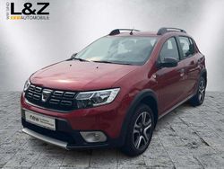 Rot Gebraucht 2020 Dacia Sandero Celebration Kleinwagen | 13.280 € (Etwas zu teuer)