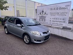 Grau Gebraucht 2009 Toyota Auris Life Limousine | 4.890 € (Fairer Preis)