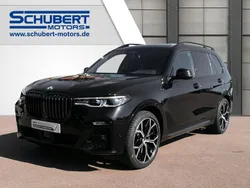 Black sapphire metallic Gebraucht 2021 BMW X7 Sport Line SUV | 82.490 € (Teuer)
