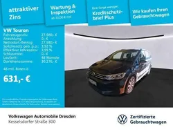 Uranograu Gebraucht 2021 VW Touran Comfortline Van / Kleinbus | 27.980 € (Guter Preis)