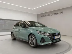 Mangrove green/ phantom black Neu 2025 Hyundai i20 N Line Limousine | 25.890 € (Teuer)