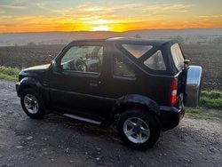 Schwarz Gebraucht 2006 Suzuki Jimny SUV | 9.800 € (Teuer)