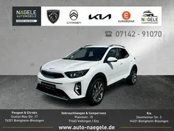 Weiß Gebraucht 2024 Kia Stonic Spirit SUV | 20.800 € (Fairer Preis)