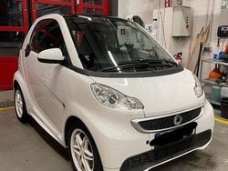 Weiß Gebraucht 2013 Smart ForTwo Coupé Passion Coupé | 4.900 € (Guter Preis)