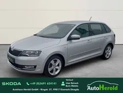 Silber Gebraucht 2018 Skoda Rapid Limousine | 10.990 € (Fairer Preis)