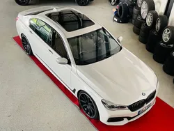 Weiß Gebraucht 2017 BMW 750L M Sport Limousine | 40.950 €