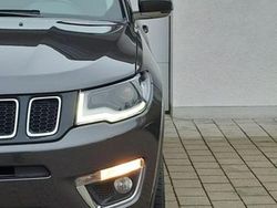 Grau Gebraucht 2018 Jeep Compass Limited SUV | 21.999 € (Teuer)